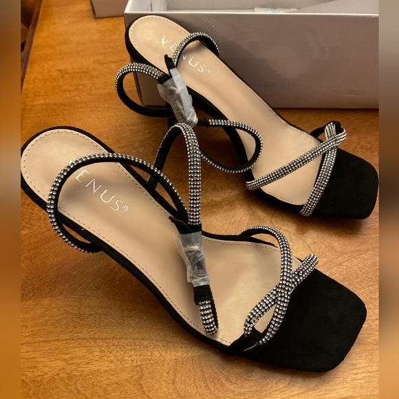 New black strappy heels size 9 - Picture 1 of 5